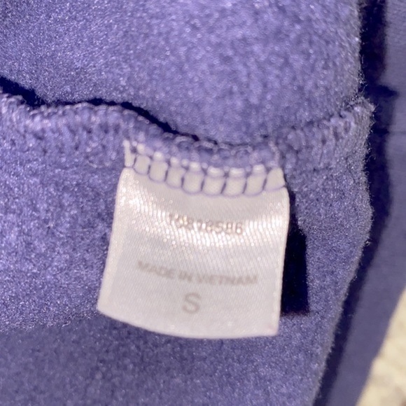 Victorias Secret purple cozy robe size small - Picture 7 of 8